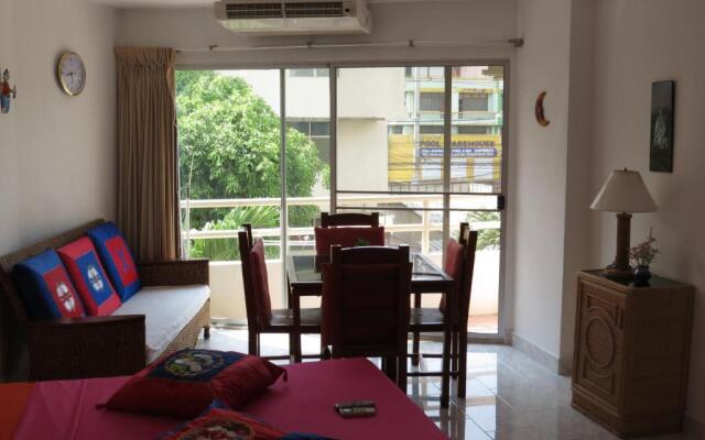 View Talay 1B Apartments
