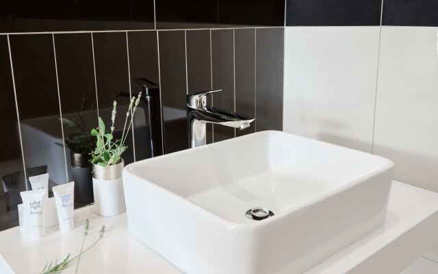 The Lakes Boutique Lodge