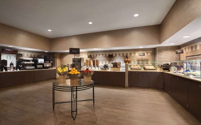 Embassy Suites by Hilton Dallas Near the Galleria