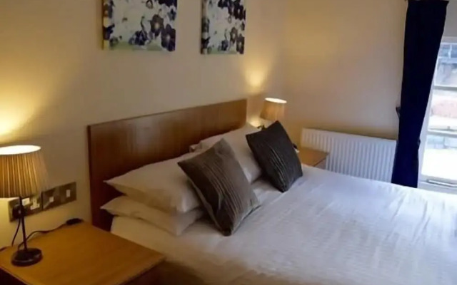 The George Hotel