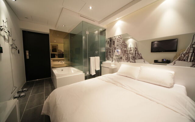 Hotel 2 Heaven Jongno