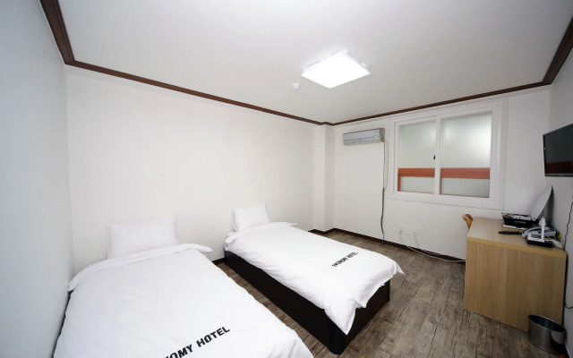 Ekonomy Hotel Mokpo