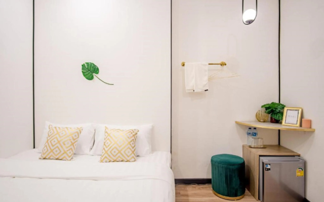 Isara Boutique Hotel and Cafe