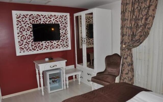 ch Azade Hotel