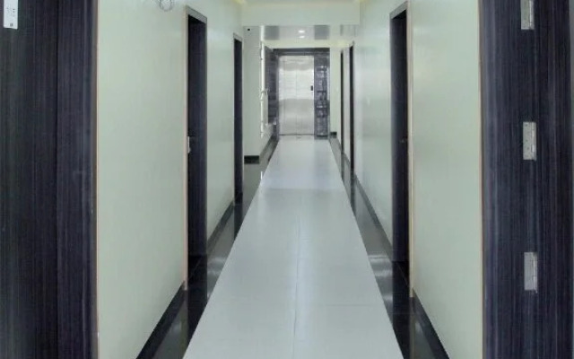 Hotel Yash Executive