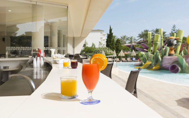 Mar Hotels Playa de Muro Suites