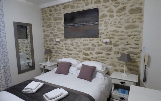 Hotel L'Escale des Alpilles