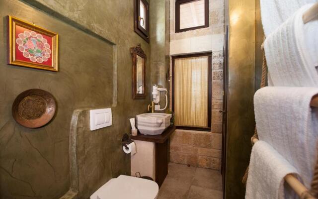 Porolithos Boutique Hotel