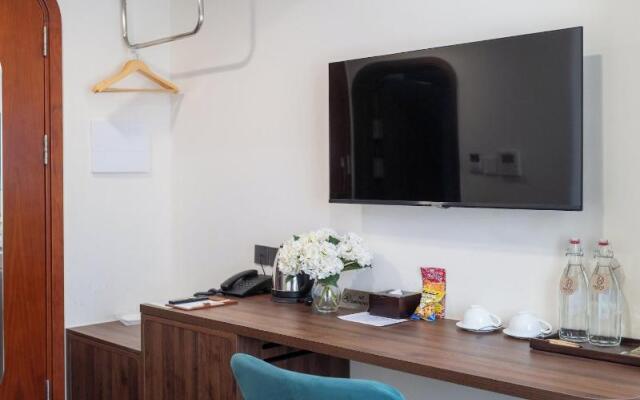 Hato Saigon Boutique Hotel & Rooftop