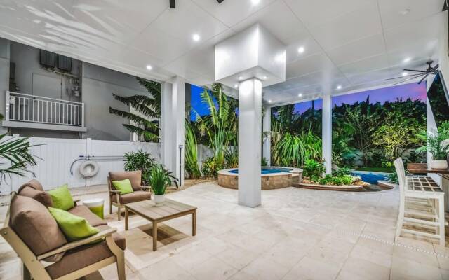 The Plaza in Siesta Key