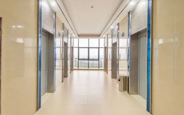 Hampton Holiday Apartment (Zhongshan Minjie Hot Spring Coast)
