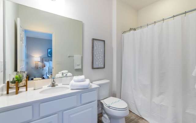 Solterra - 6025 Broad Oak Drive