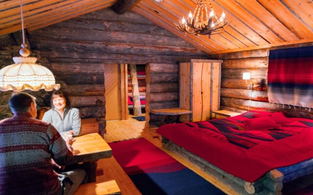 Kakslauttanen Arctic Resort