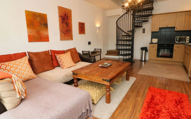 The Coach House, The Grove