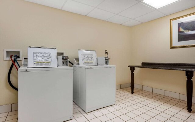 Clarion Hotel Conference Center New Cumberland