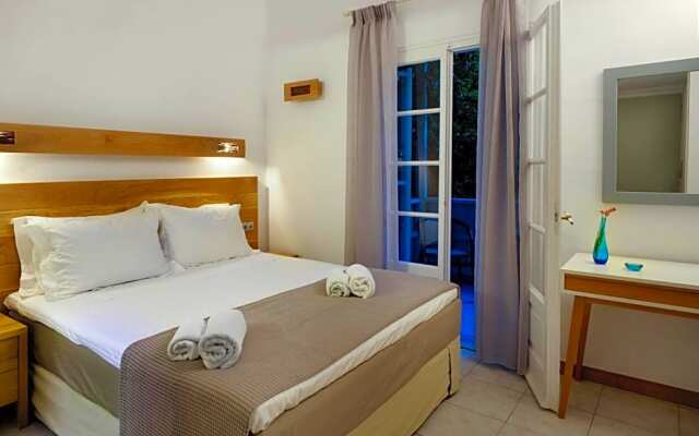 Nefeli Hotel