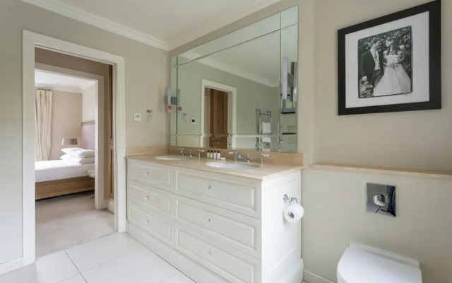 Rigault Road by Onefinestay