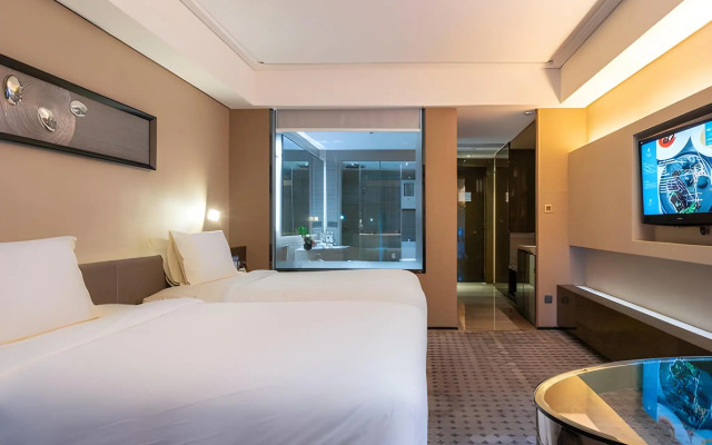 Modern Classic Hotel