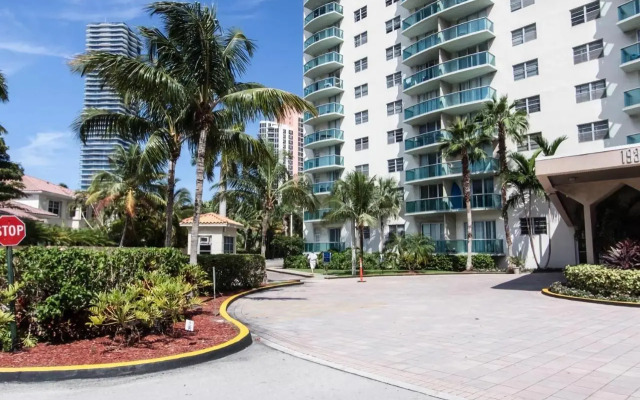 Ocean Reserve Piso 4 Str264