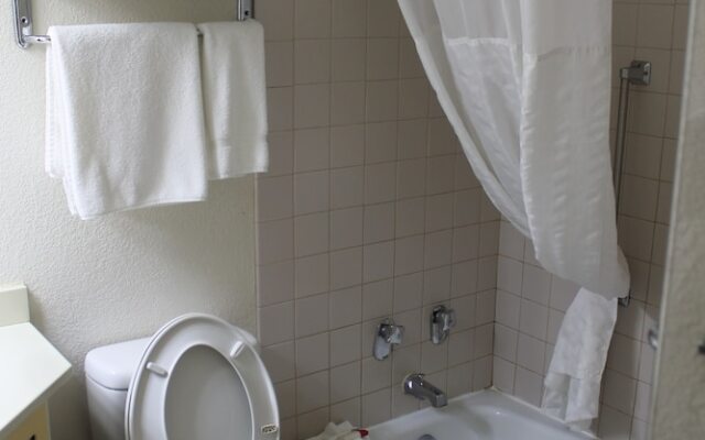 Ramada Grayling Hotel And Conference Center