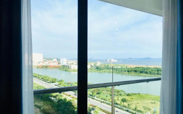Asahi Luxstay - Halong Bayview 2Br Apartment