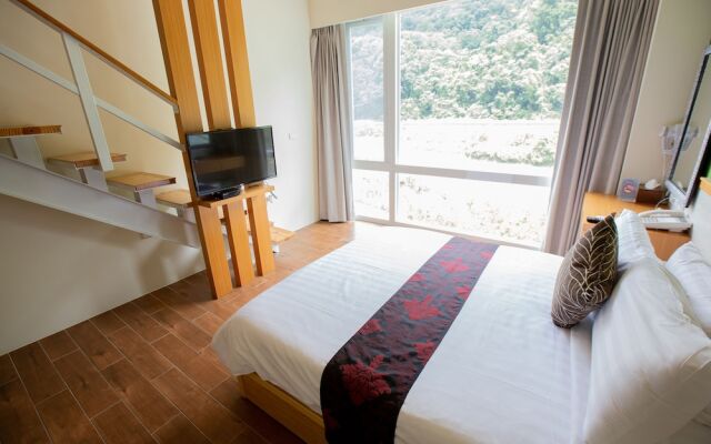 Songhe ShanShuei B&B Hotel