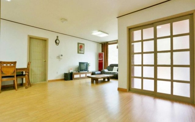 Gapyeong Top Pension