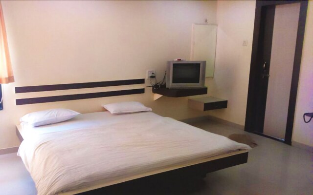 Hotel Sai Geeta