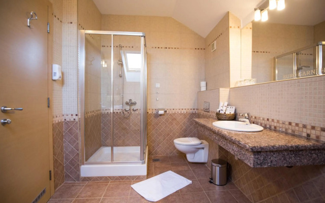 Euro Garni Hotel