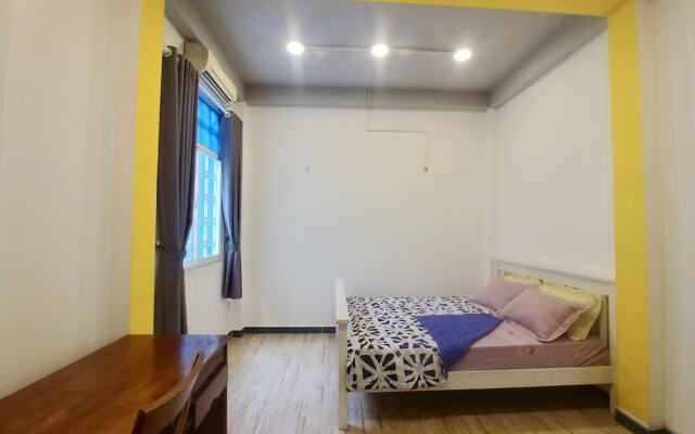 Poseidon Hotel And Apartment