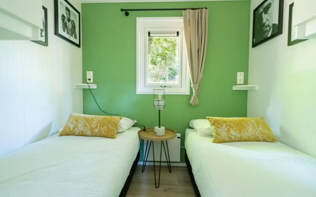 Modern Chalet With Dishwasher, Near Utrecht