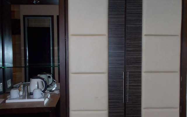 Planta Centro Bacolod Hotel & Residences