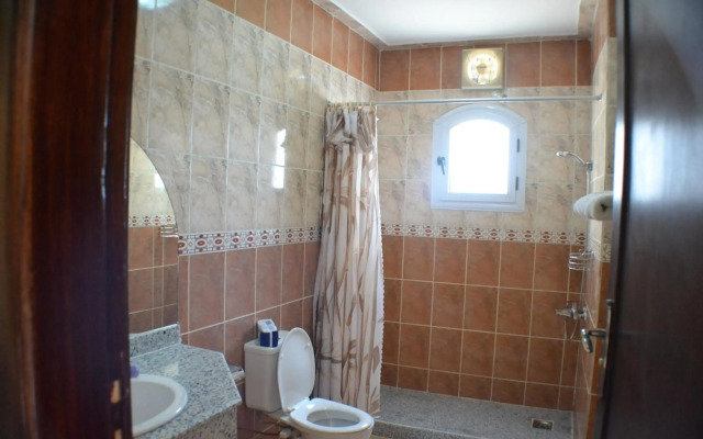 Nile Valley Hotel & Restaurant