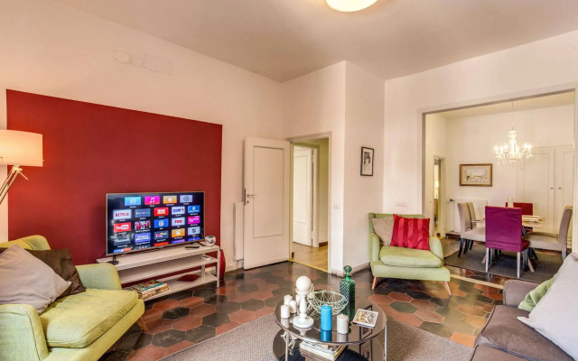 Spagna Glamour Life Penthouse