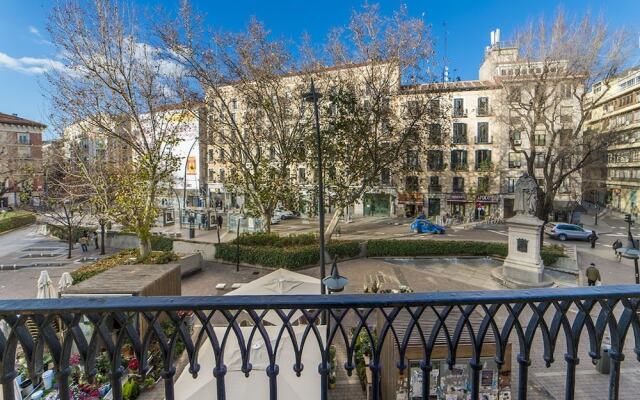 Brand new apartment next to Puerta del Sol