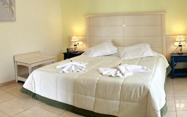 Theofilos Superior Resort Hotel & Spa