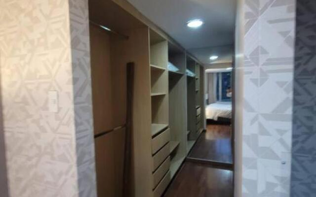 invitin annabella's apartment