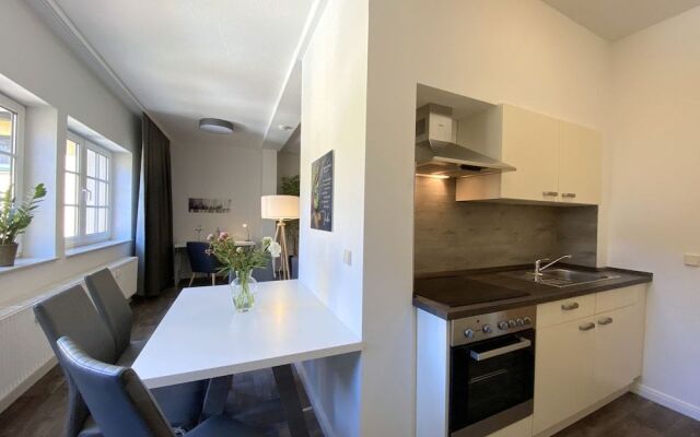 Zur Altstadt - Am Fuße der Osterburg - Gaststätte, Pension, FEWO