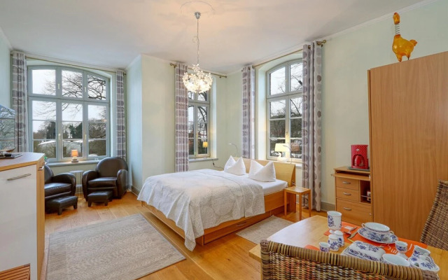 Nice Apartment in Krakow am See With Wifi