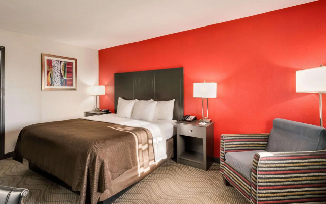 Clarion Inn & Suites