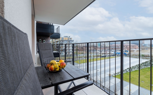 Movie Jacuzzi Apartment by Renters