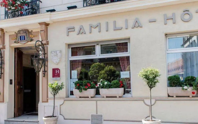 Familia Hotel
