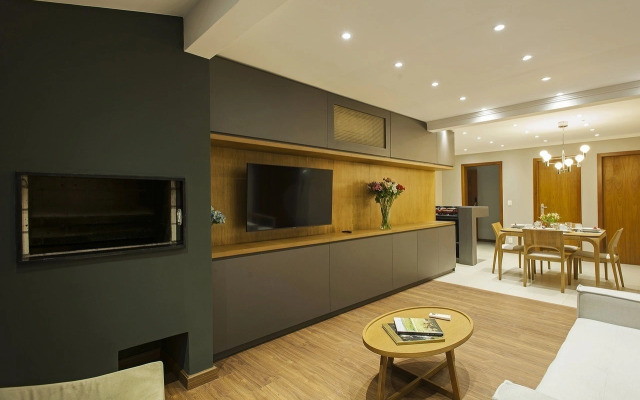 Les Residence