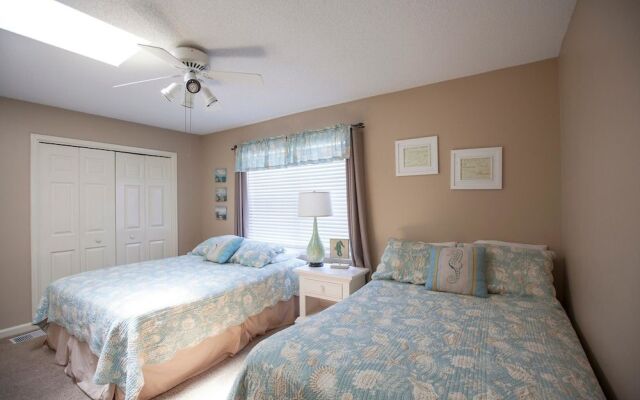 Woodland Shores Beach Resort by Panhandle Getaways