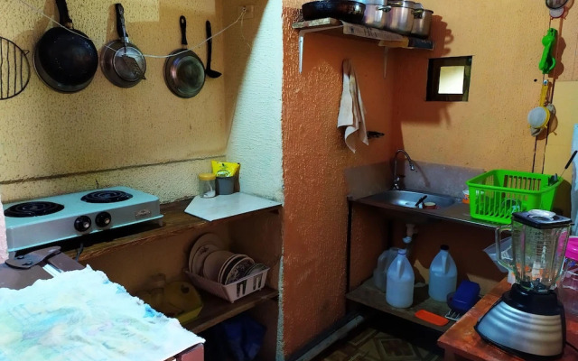 Hostal Latitud Ecuem