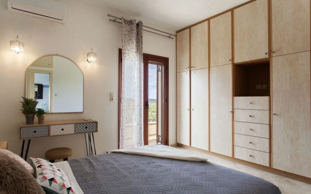Countryside Cretan Villa