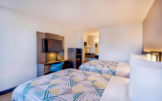 Motel 6 Vallejo, CA - Six Flags West