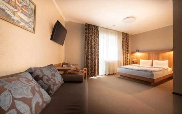 Private Rooms in Hotel Lift 1R