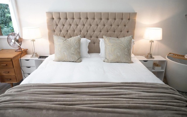 Kelkiewyn Waterkloof Guesthouse