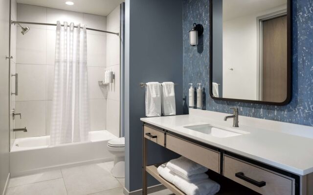 Embassy Suites By Hilton Bowling Green